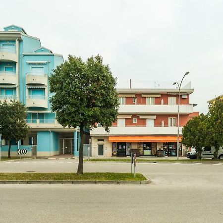 Appartamento A Pochi Passi Dal Mare Caorle Exterior foto
