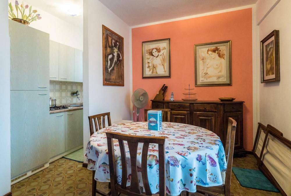 Appartamento A Pochi Passi Dal Mare Caorle Exterior foto